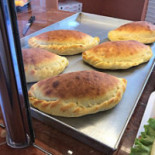 Pizza Piu' food
