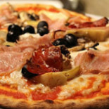 Scambulet Pizzeria Nourriture