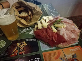 Hops Beer House food