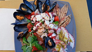 Pizzeria La Saporita food