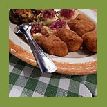 Osteria Da Peppone food