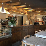 Sosteria Nourriture