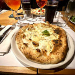 We Pizza Grill Nourriture