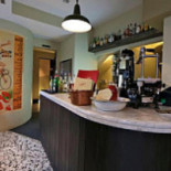 Sur La Place Comida