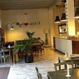 Tiamo Caffè Outside