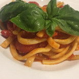 Mozzarella E Basilico Comida