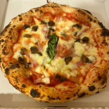 Viro' Pizzeria