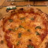 Surlì Più Pizzeria food