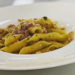 La Stuzzicheria food