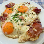 Pizzeria Lanzberg food