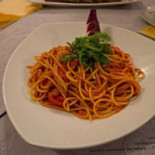 Bistro Flora Comida