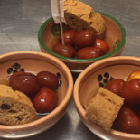 Moè Nourriture