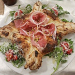 Bacon's Pizza food