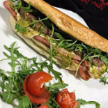 Claudio's Pub Comida