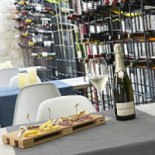 Rewine Enoteca Comida