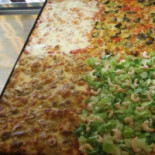 Pizzeria La Primizia food