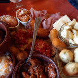 Gli Onorevoli food