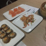 Sushi Green food