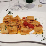 Dubai Village food