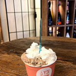 Icy Dot Wine Comida