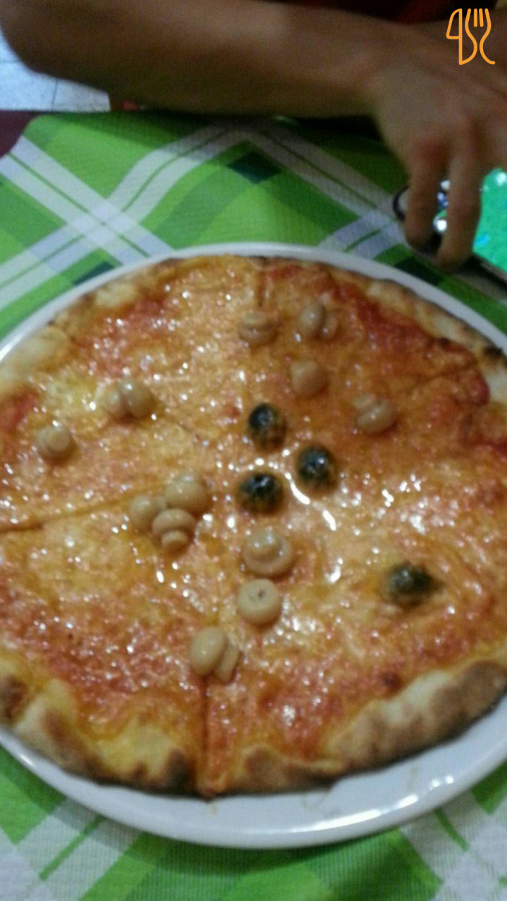Pizzeria New Desirée Buffeteria Rosticceria Pucceria Nourriture