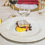 Le Ville Modena Comida