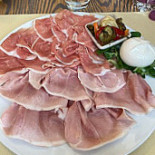 Prosciutteria Dok Dall Ava food