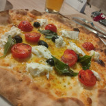 Adamante Comida