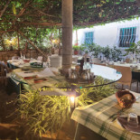 Bar Ristorante Il Corno Rosso À l'intérieur