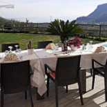 Villa Olivi Comida