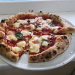 'O Scugnizzo Comida