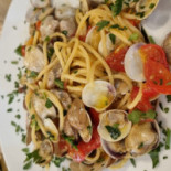 Le Caveau Bistrot Dentro
