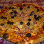 Pizzeria Tris food