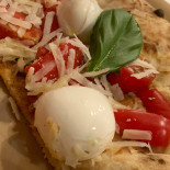 Civico 9 Pizzeria Comida