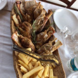 Saloon City Comida