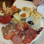 La Contrada food