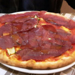 Vespucci Pizza E Drink food