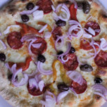 Sfarinando Pizzeria Comida