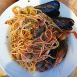 Pizzeria Thermopolium food