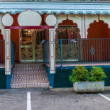 Namaste Indiano outside