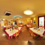 Alla Torre inside