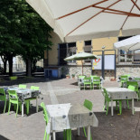 Pizzeria Circolone inside