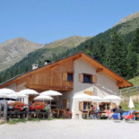 Malga Revo Comida