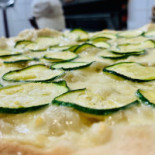 Pizzeria Castelchiaro Comida