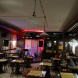 Heroes Pub À l'intérieur