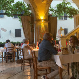 Enoteca Il Drago À l'intérieur
