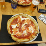 Pizzeria La Ruota outside