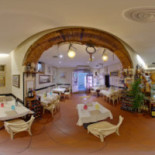 Da Lino -pizzeria À l'intérieur
