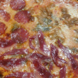 Pizzeria La Brace food