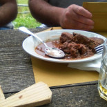Malga Coro Comida